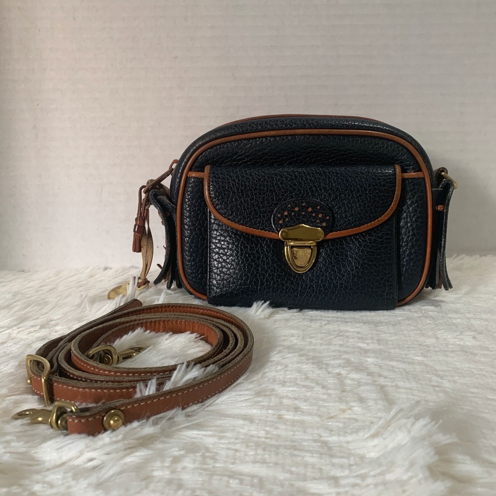 SOLD Vintage Dooney AWL Small Kilty Crossbody Bag